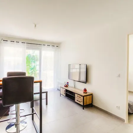 Loft Avenue Private * Antibes